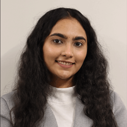 Daisy Gandhi Headshot